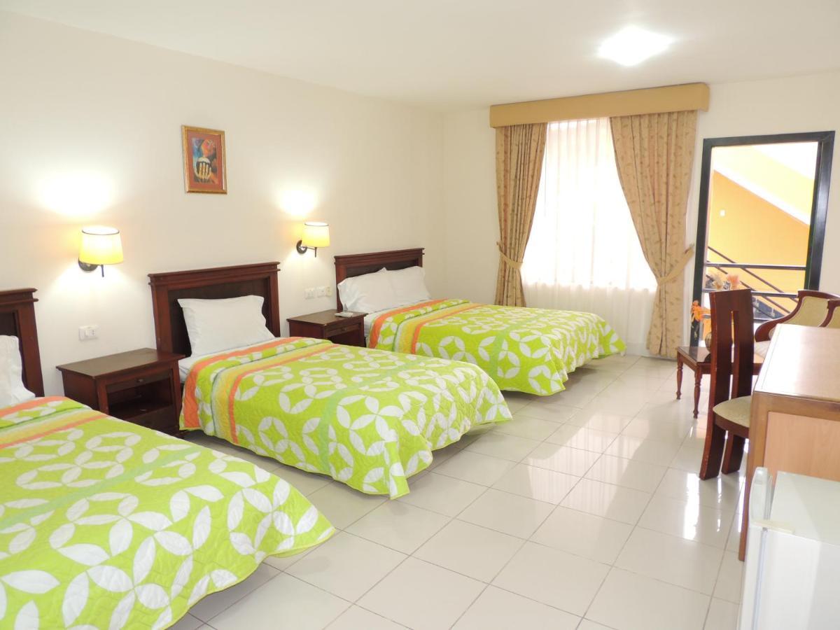 Hotel Club del Sol Atacames Exterior foto